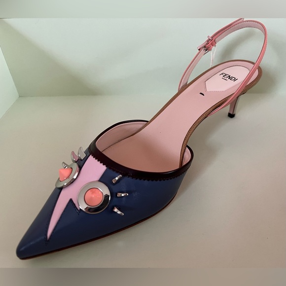 FENDI PUMPS💕HOST PICK💕 - Picture 9 of 16